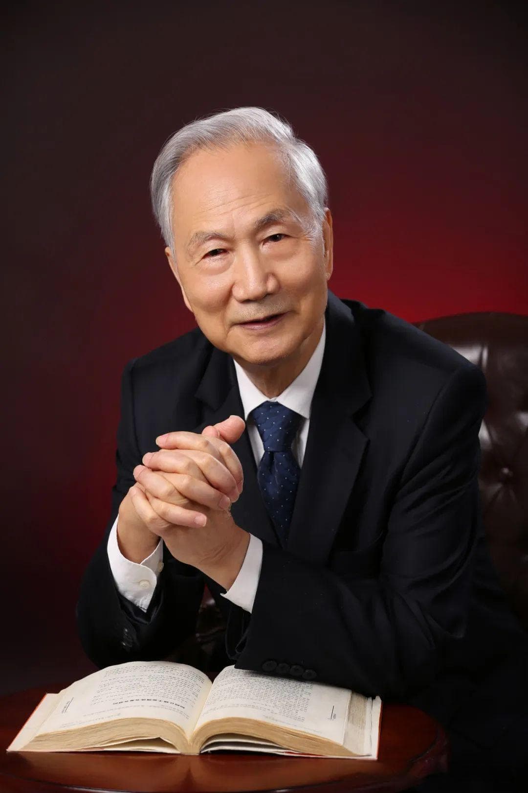 中国人工智能奠基人张钹：我搞人工智能是为了让人类更幸福