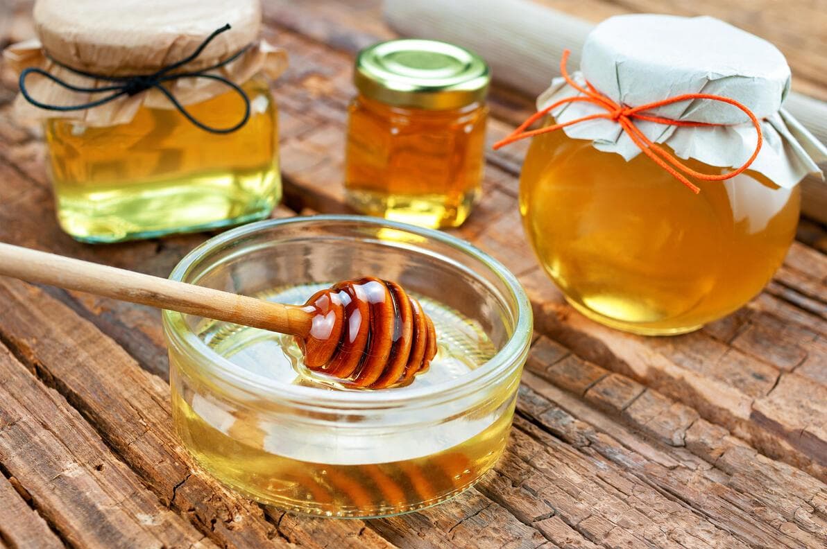黛昂丝：自然之美—揭秘蜂蜜、绿茶、燕麦等天然成分的护肤奇迹