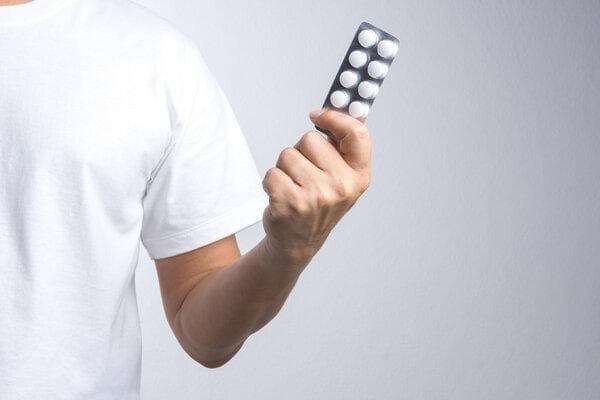 紧张手抖时服用普萘洛尔真的有用吗？
