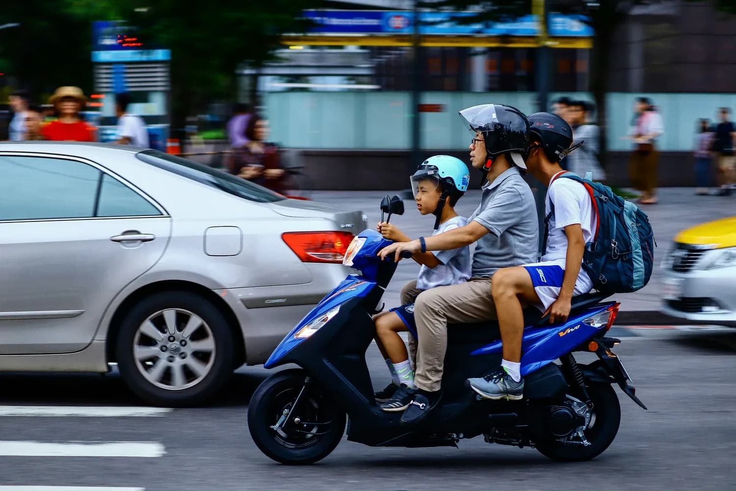骑行小电车，通勤也能锻炼身体！