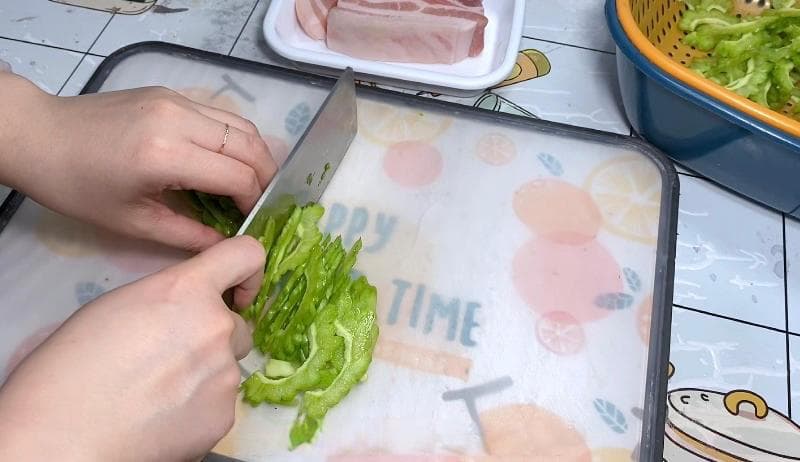 苦瓜炒肉｜家常菜