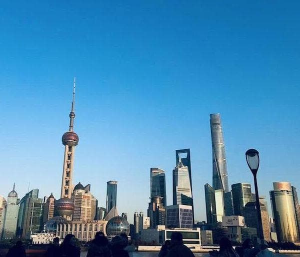 中国第一个5万亿元城市要来了，上海靠什么实现突破？