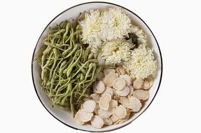 金银花菊花西洋参泡水的功效与禁忌