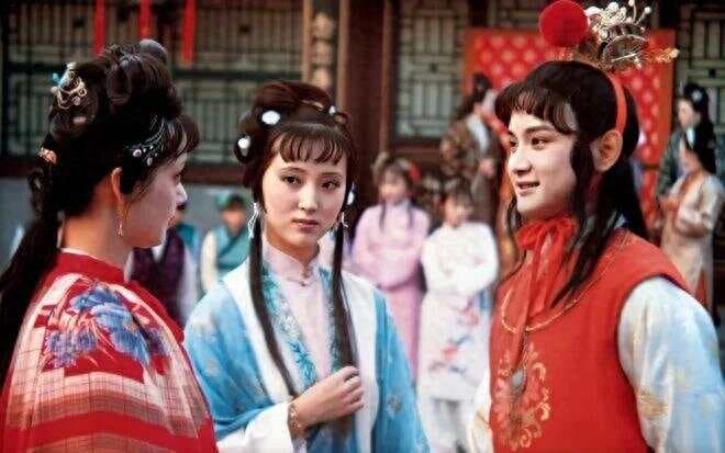 《红楼梦》必背的38个名句，一句比一句经典，你读过几句