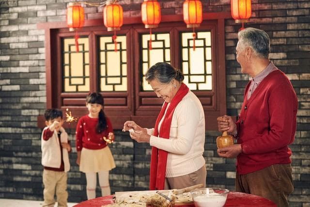 穿越古今话鞭炮：传统习俗的现代回响与文化传承