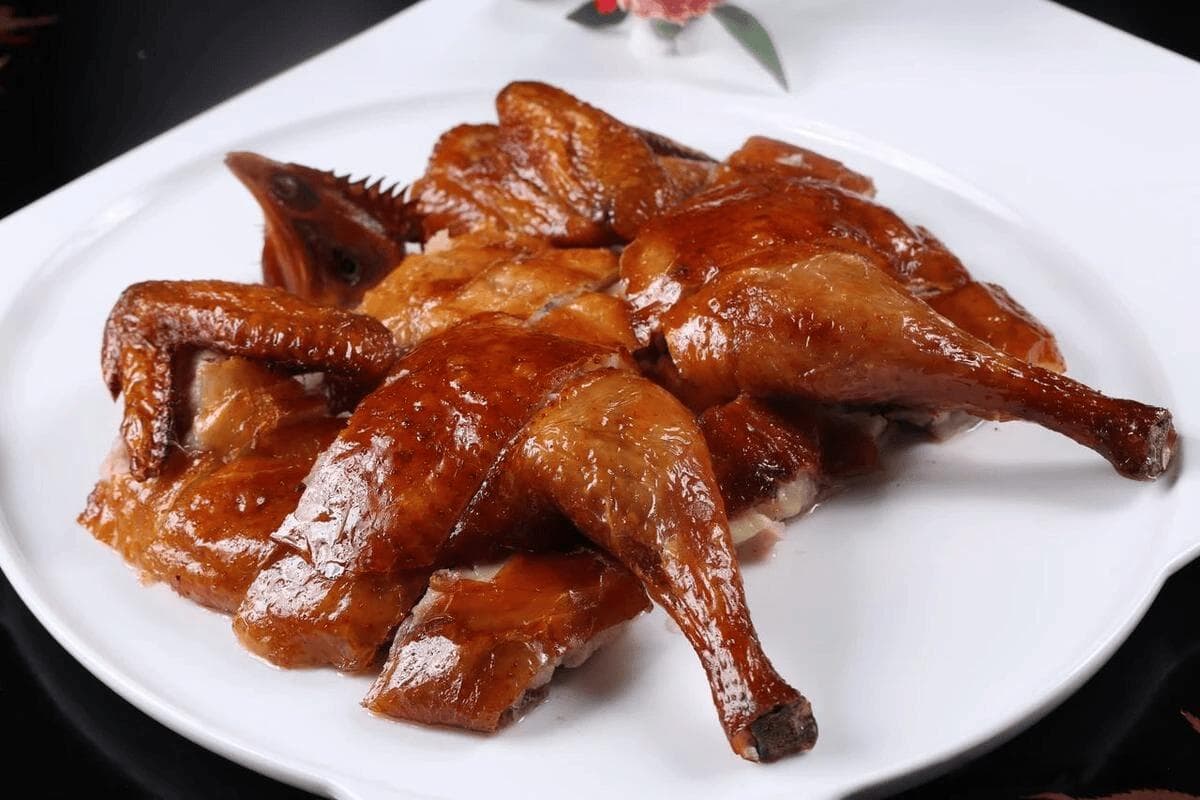 冬季养生佳品：鸽子肉的两种营养美味做法