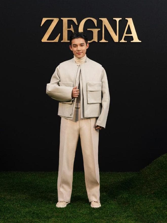 李嗣镕跨界时尚：足球小将的第二赛道