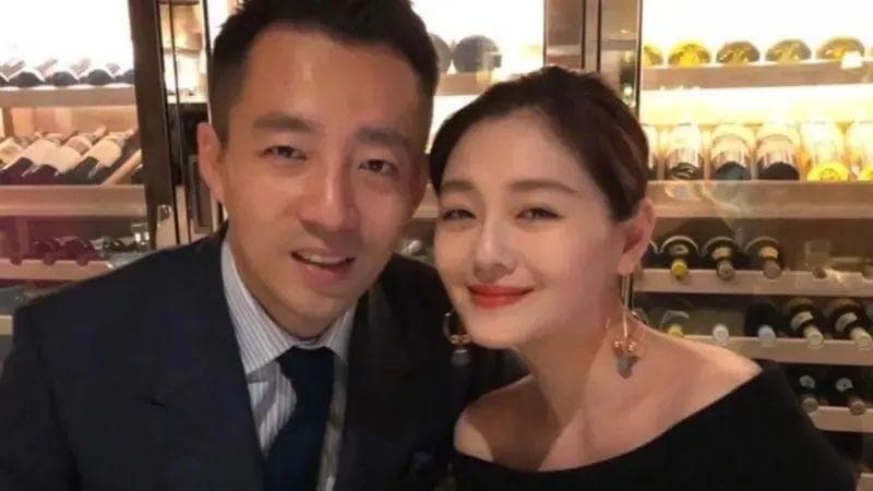 大S去世后，具俊晔和汪小菲谁更被网友指责？