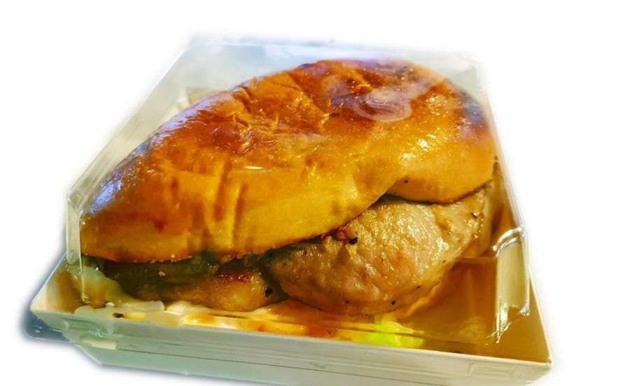 牛杂和猪扒：澳门美食文化的传承与创新
