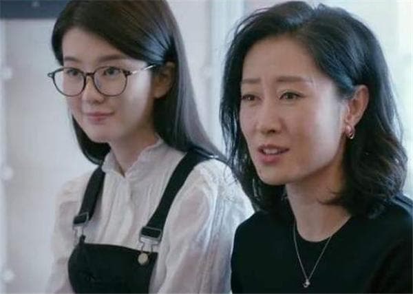欢乐颂：有个关雎尔母亲一样的妈，是幸福还是不幸呢？