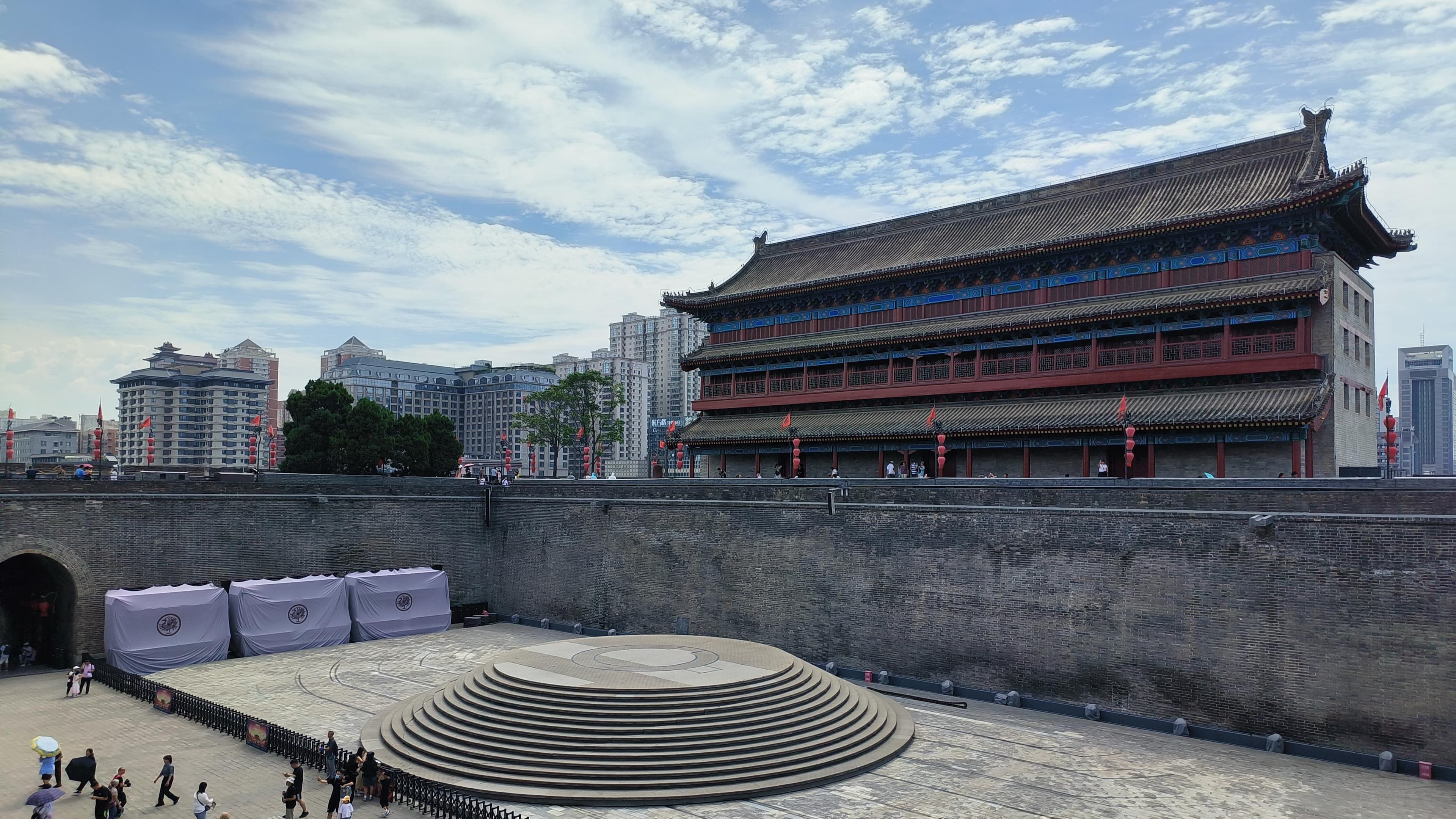 中国古城墙长度揭秘：各大城墙长度一览与比较