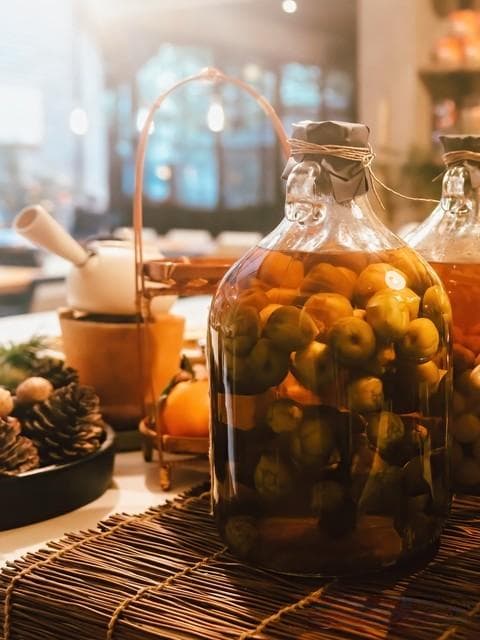 家酿秘籍：青梅酒泡制全攻略，轻松打造夏日解渴佳酿！