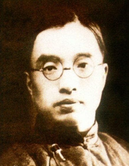 江苏省的文学瑰宝：七位杰出作家的生平与文学成就