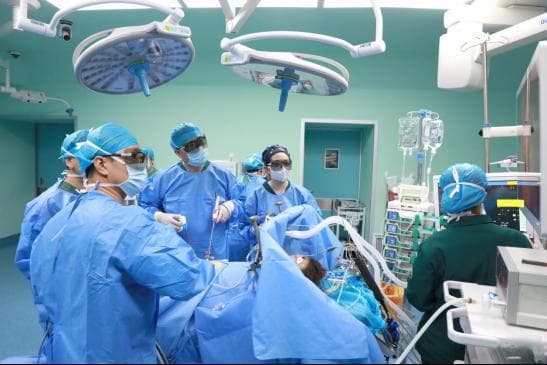 74岁患乙状结肠癌伴肝转移，沈阳六院3D腹腔镜手术成功治愈