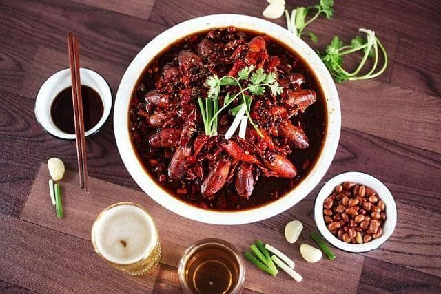 麻辣小龙虾：从食材到出锅的完整制作教程