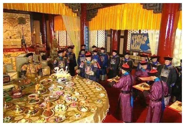 古代皇帝如何过生日？全国统一放假三天，清朝皇帝过生日有福利