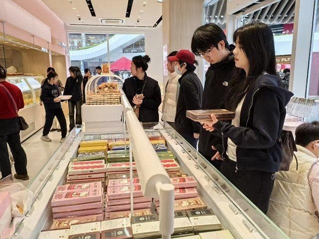 各地抢抓首发经济机遇