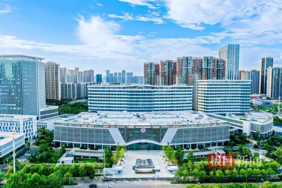 武汉大学人民医院洪山院区启用，13个国家级重点学科服务80万居民
