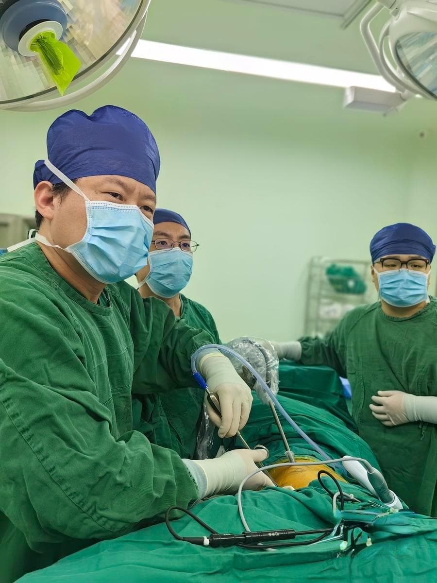 起床刷牙经常会恶心？饭后常感觉烧心、反酸水？可能是“它”引起的→