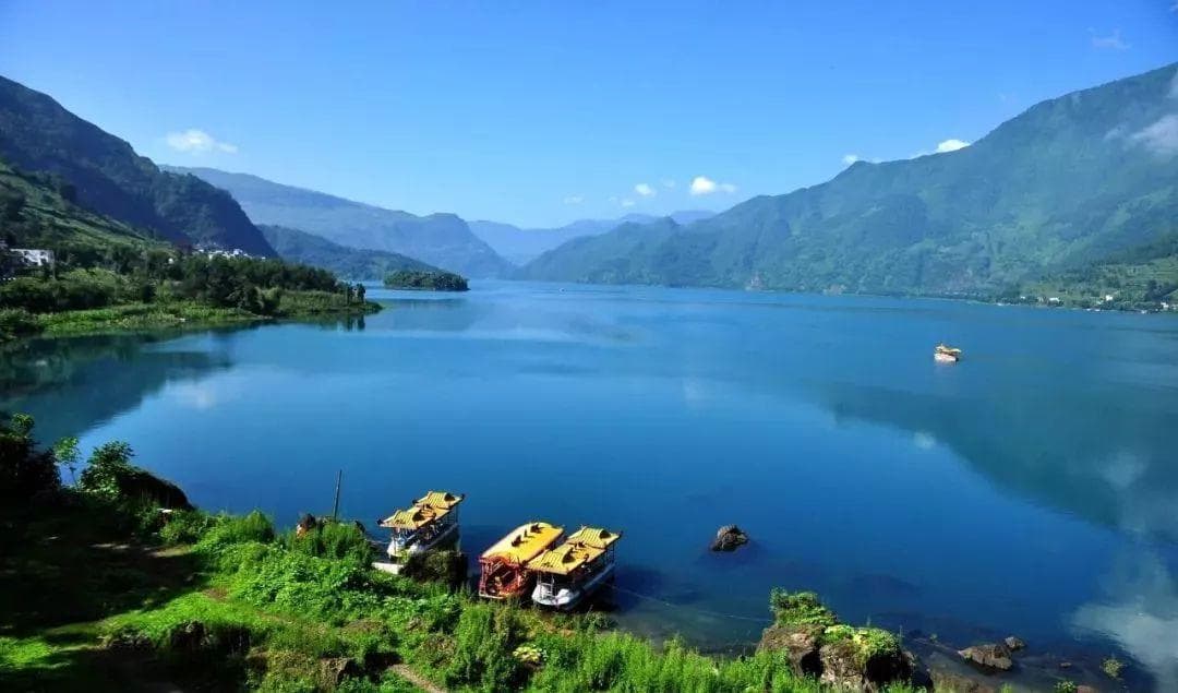 马湖风景区：四川凉山的AAAA级旅游胜地