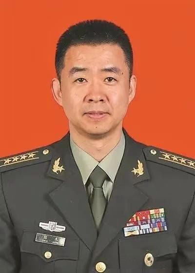 航天员陈冬：从空军飞行员到航天大队大队长