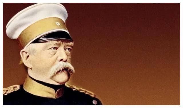 浅析19世纪德国威廉二世“世界政策”的形成背景与政策的定义