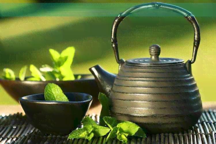 口干舌燥喝什么茶有效果：推荐几种缓解口干舌燥的茶饮