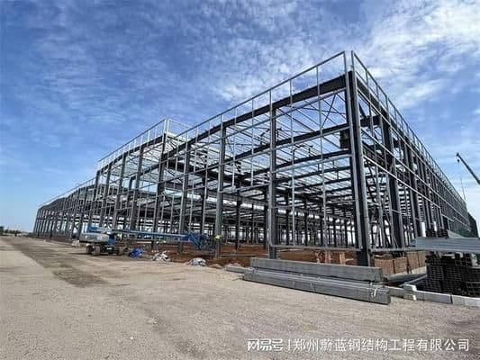 钢结构厂房造价详解：影响因素与价格范围