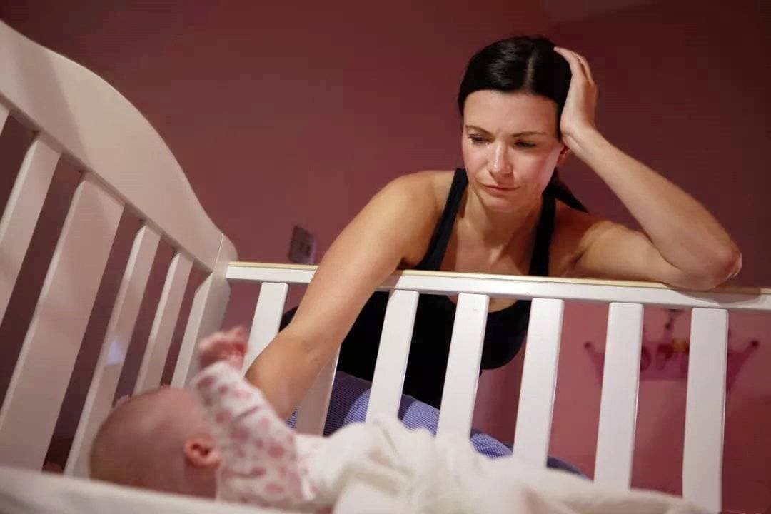 什么是宝宝的“一哭、二闹、三不睡”？分享婴幼儿养育三诀窍