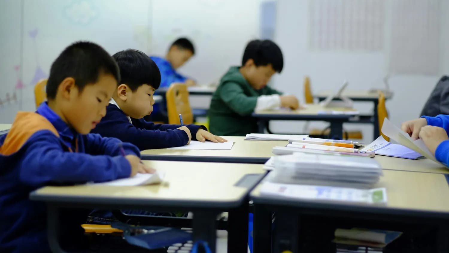 江苏省教育厅发布2025年专转本新政：扩大招生范围，优化选拔机制