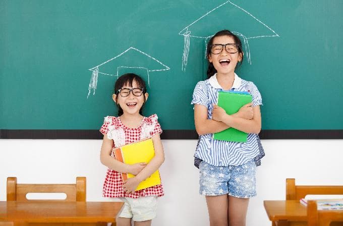 小学孩子转学后，家长怎么引导孩子适应新环境