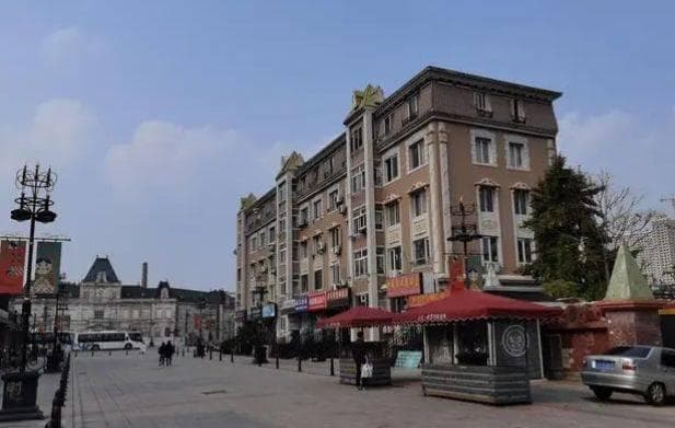 大连风情：一座融合历史与现代的魅力之城