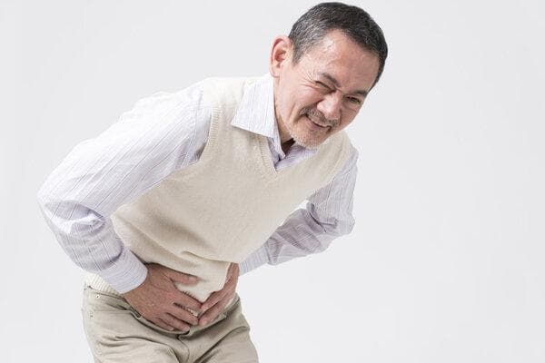 打个喷嚏小腹痛怎么回事