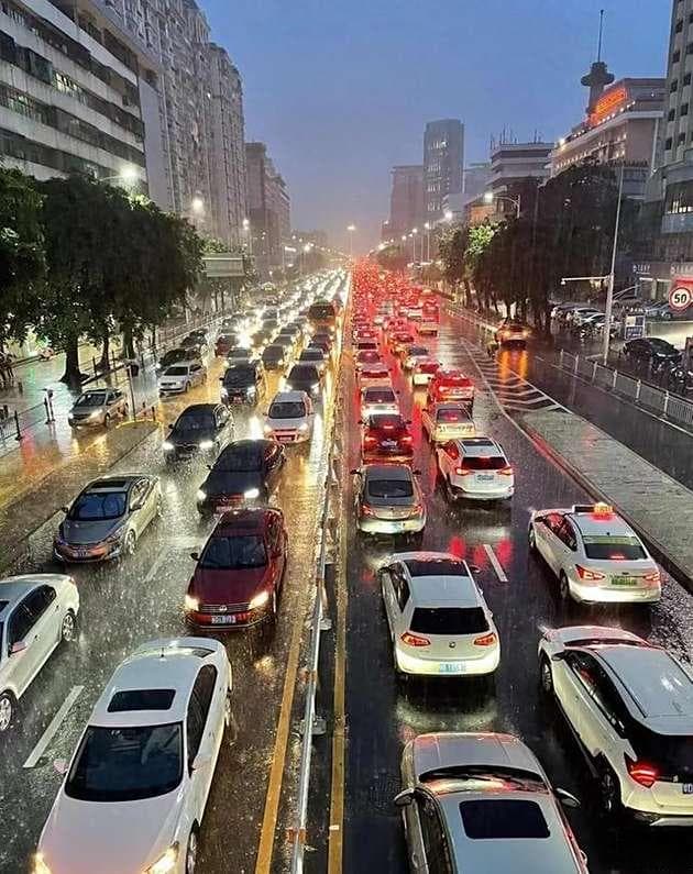 2024年五一假期高速免费通行全攻略：精确到每一分钟的省钱秘籍