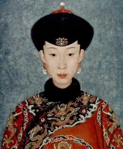 历史上令妃的真实面貌：并非狠毒，而是智慧与善良的化身
