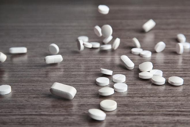 阿托伐他汀与瑞舒伐他汀，哪个更好更安全？该怎么选？药师讲清楚