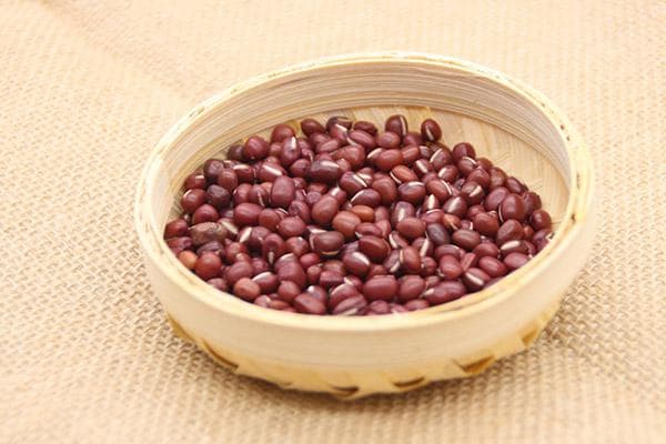 红小豆的功效与作用：从消化到心血管健康的全方位保健
