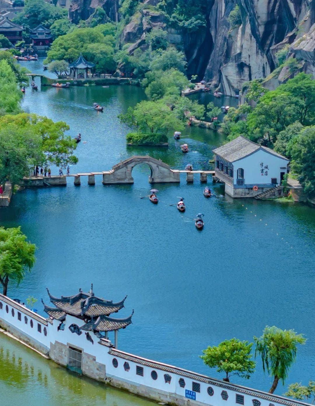 穿越千年时光，品味浙江安昌古镇的悠悠古韵
