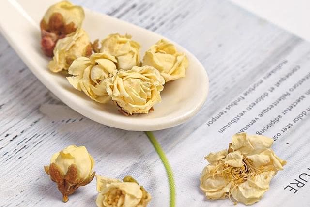 中药梅花的功效与作用及禁忌 中药梅花食疗怎么吃