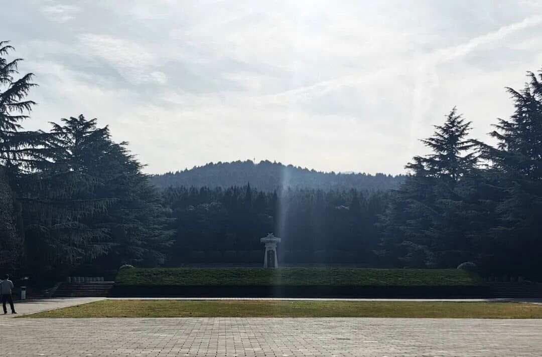 秦陵奇迹：始皇陵旁车马俑