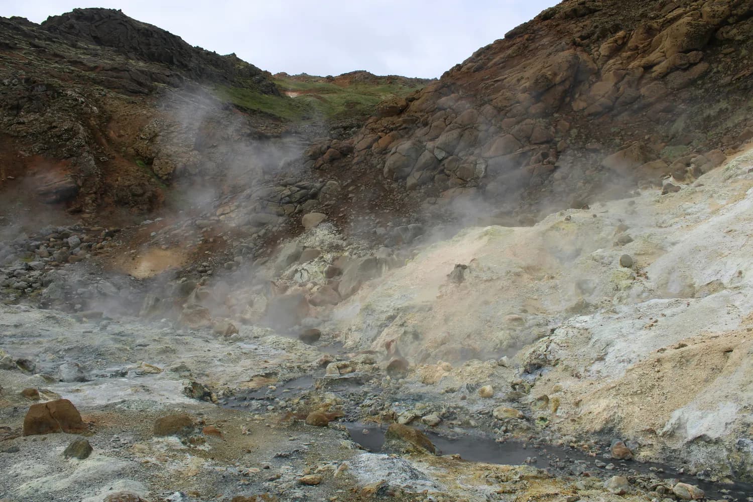 元江红河热海：94℃温泉里的“无火之炊”