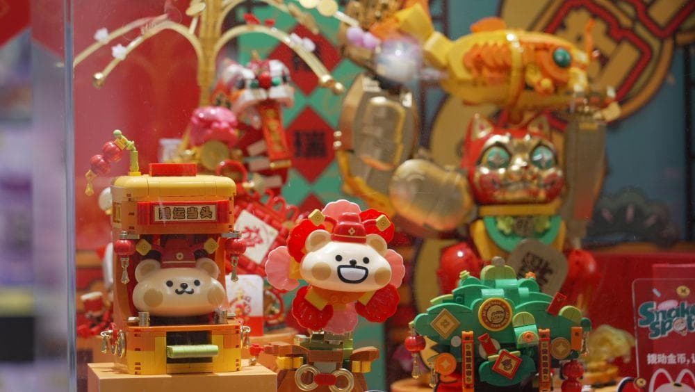 年味十足！国潮文创产品“圈粉”年轻人