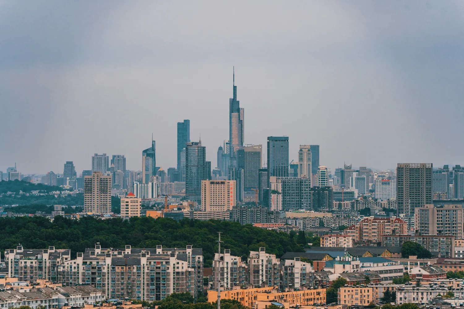 重庆VS广州：谁是人口赢家？