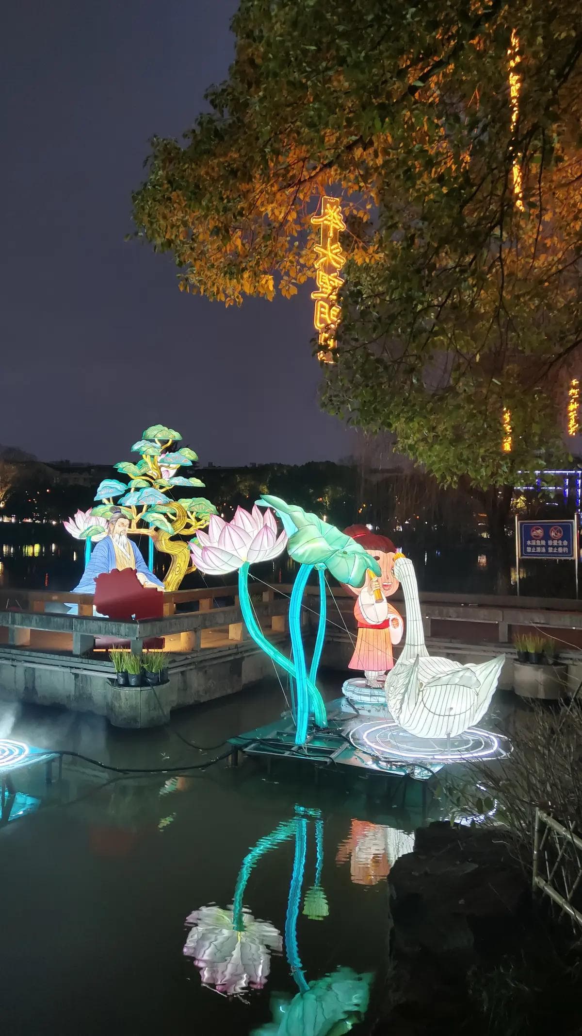 中国为什么发展高铁而不发展廉价航空呢