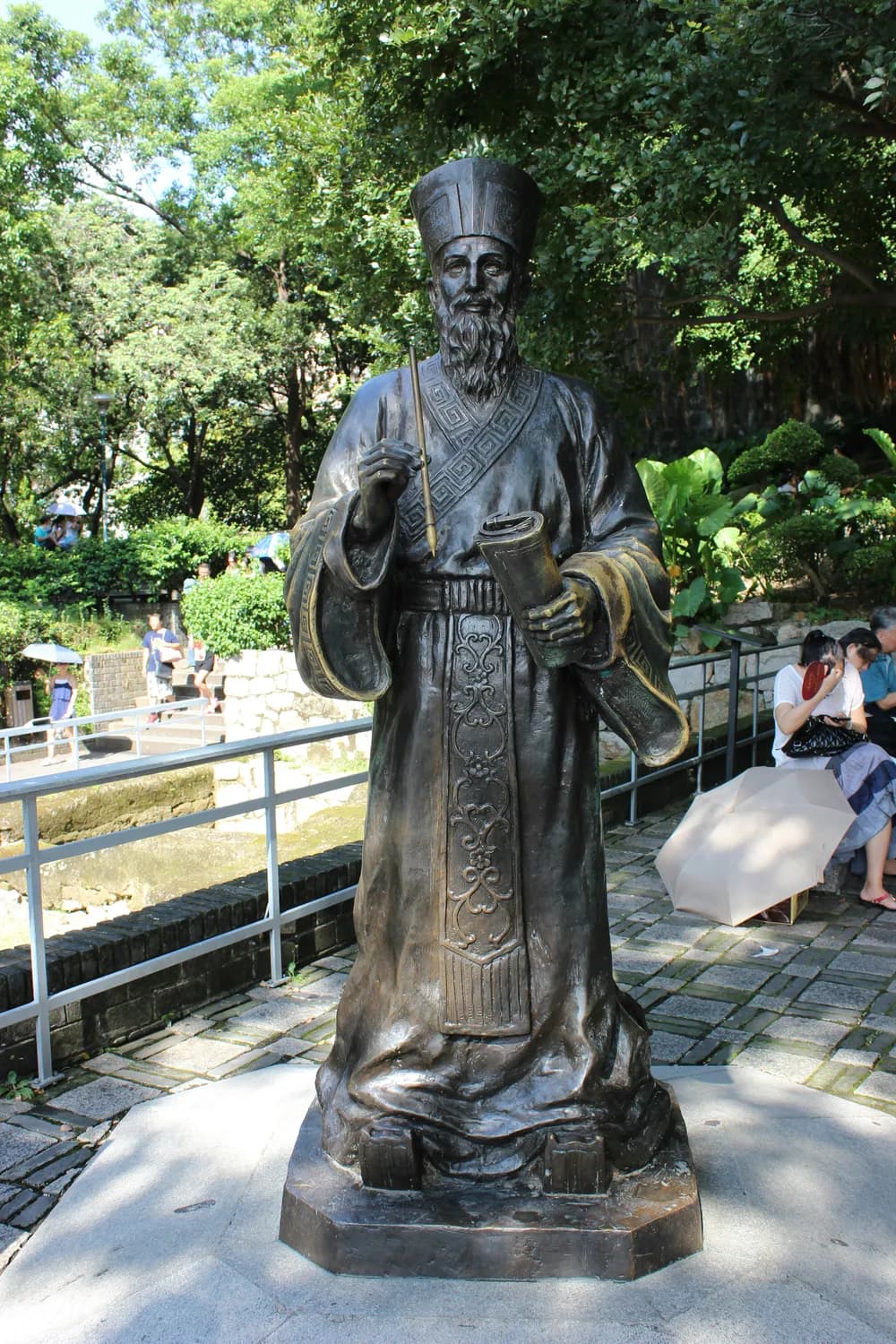 惠州水东街：千年古街变身夜市天堂，十大打卡点全攻略
