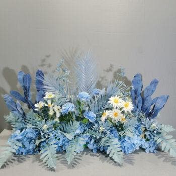 婚庆花艺设计：常用花材、色彩搭配与场景布置详解