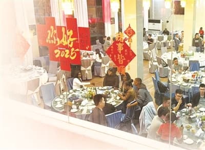 “江西小炒”征服海外味蕾 老外“斯哈斯哈”直呼过瘾