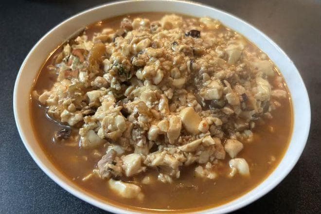 豆腐和它们绝配，十有九顿这样吃，不煎不炸，锅中一炒巨好吃
