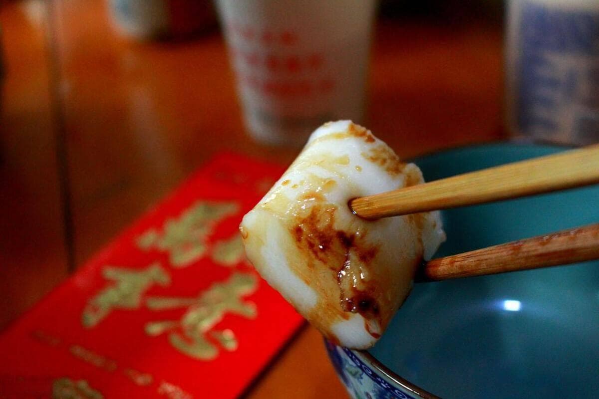 春节食年糕：黏糯里的美好祈愿