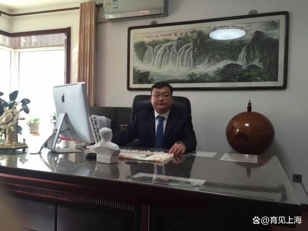 从坎坷少年到慈善楷模：李向阳的孝子情怀与企业家精神
